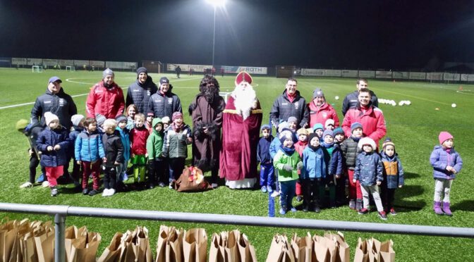 Nikolaus Training der Bambini und F-Junioren